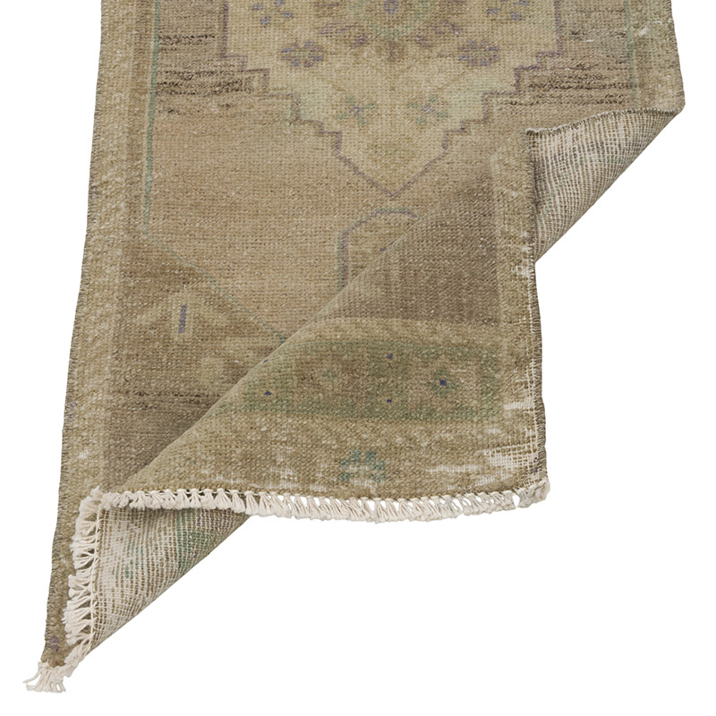 Vintage Turkish Hand-Knotted Rug - 1' 4" x 3' 3" (16" x 39") - K0085731