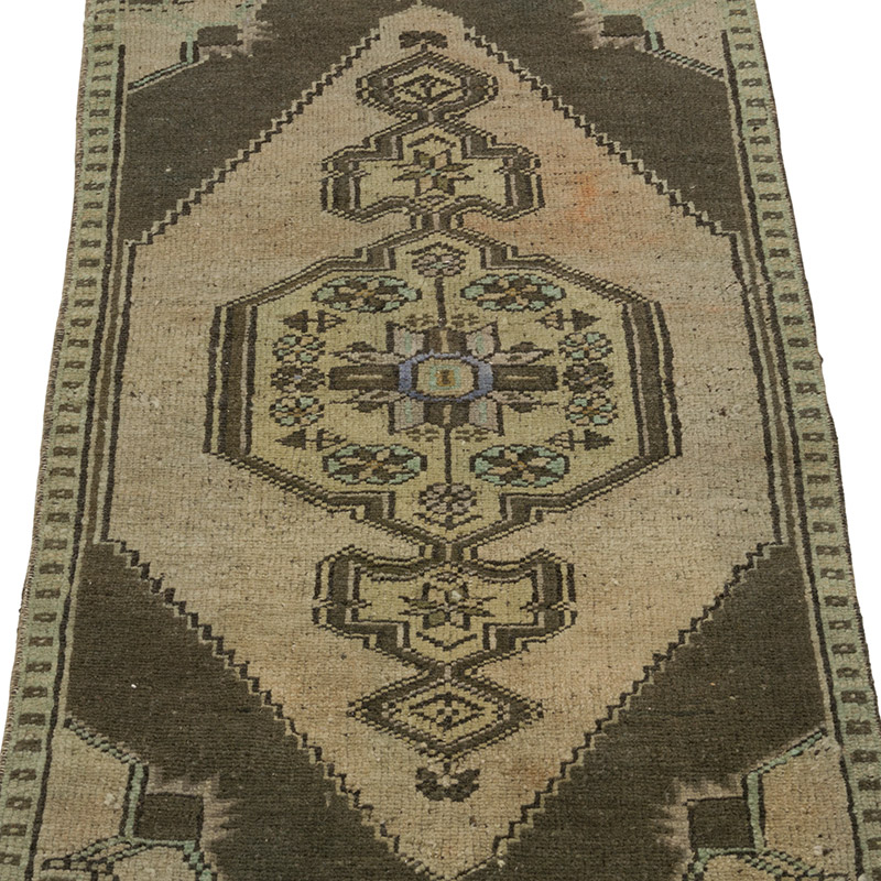 Vintage Turkish Hand-Knotted Rug - 1' 6" x 3' 9" (18" x 45") - K0085745