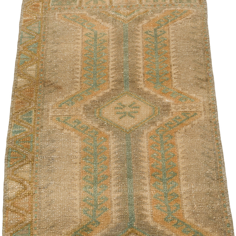 Vintage Turkish Hand-Knotted Rug - 1' 3" x 2' 8" (15" x 32") - K0085749
