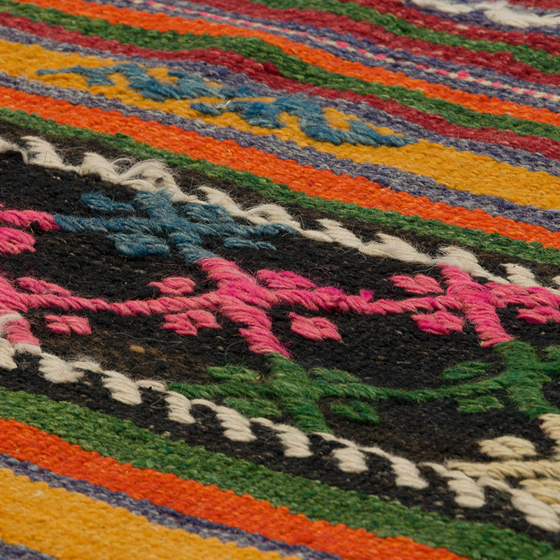 Vintage Balikesir Kilim Rug - 6' 3" x 9' 8" (75" x 116") - K0085819