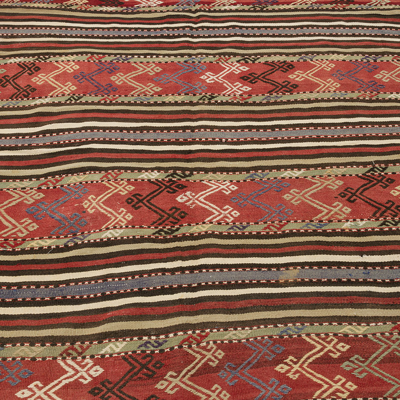 Vintage Balikesir Kilim Rug - 5' 2" x 8' 4" (62" x 100") - K0085821