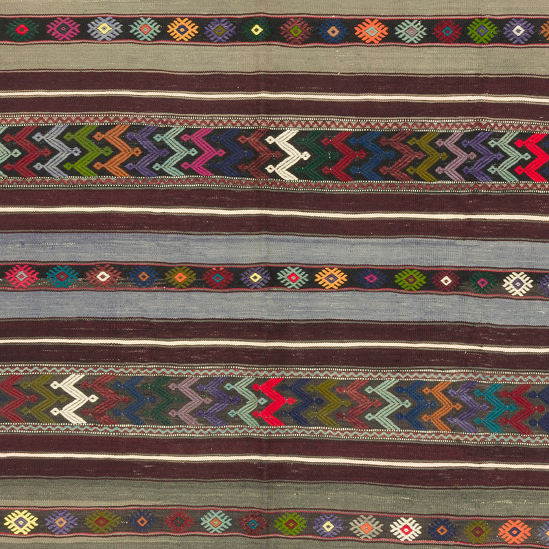 Vintage Balikesir Kilim Rug - 4' 7" x 8'  (55" x 96") - K0085826