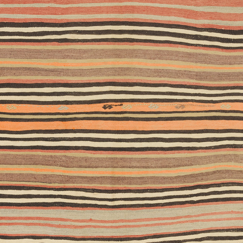 Vintage Turkish Kilim Rug - 5' 1" x 7' 11" (61" x 95") - K0085932