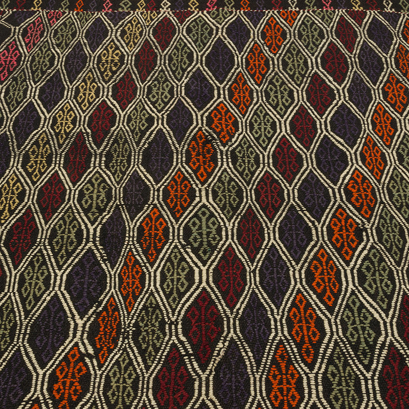 Vintage Anatolian Jijim Rug - 4' 11" x 6' 11" (59" x 83") - K0085935