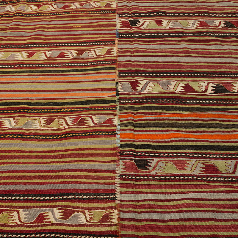 Vintage Turkish Kilim Rug - 9' 7" x 10'  (115" x 120") - K0085945