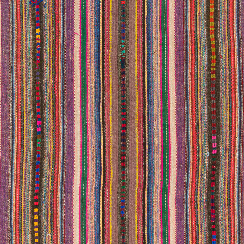 Vintage Anatolian Kilim Rug - 5' 3" x 9' 4" (63" x 112") - K0085962