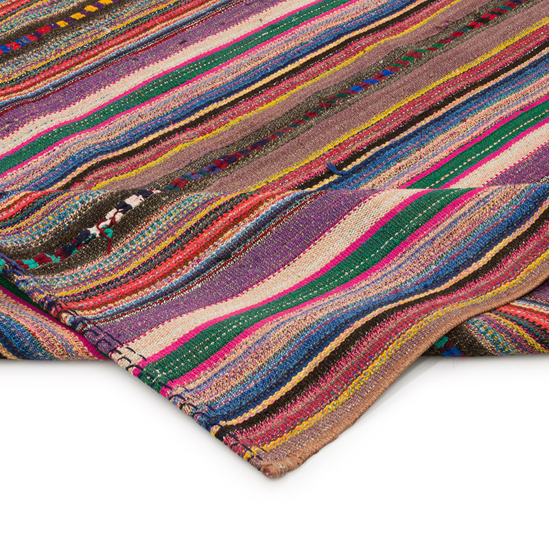 Vintage Anatolian Kilim Rug - 5' 3" x 9' 4" (63" x 112") - K0085962