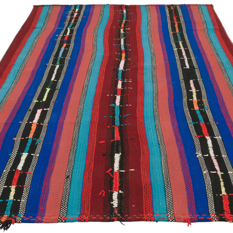 Vintage Anatolian Kilim Rug - 5' 2" x 8' 4" (62" x 100") - K0085967