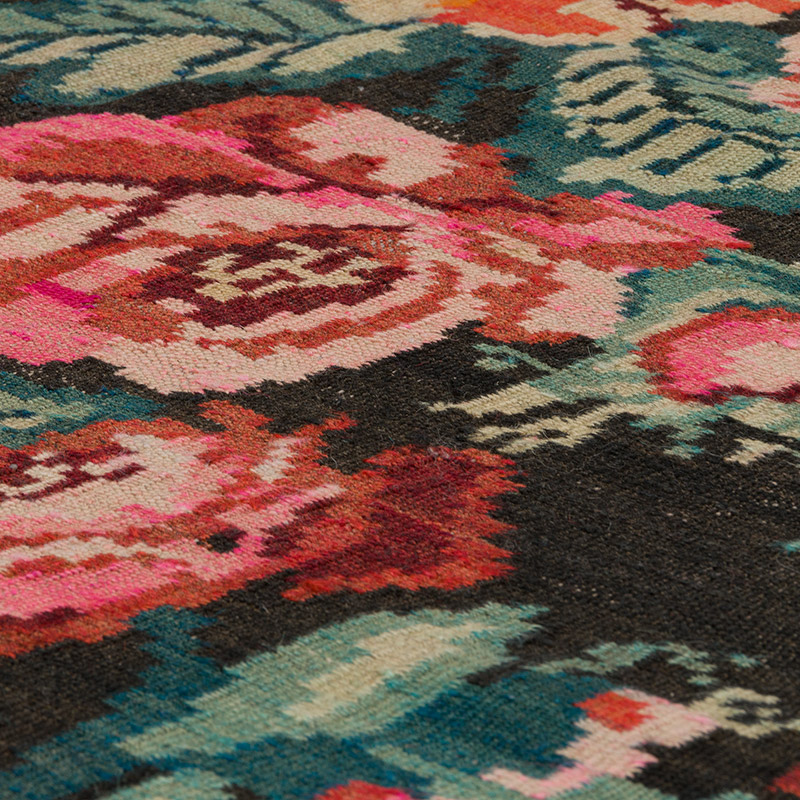 Vintage Handwoven Moldovan Kilim Rug - K0085982