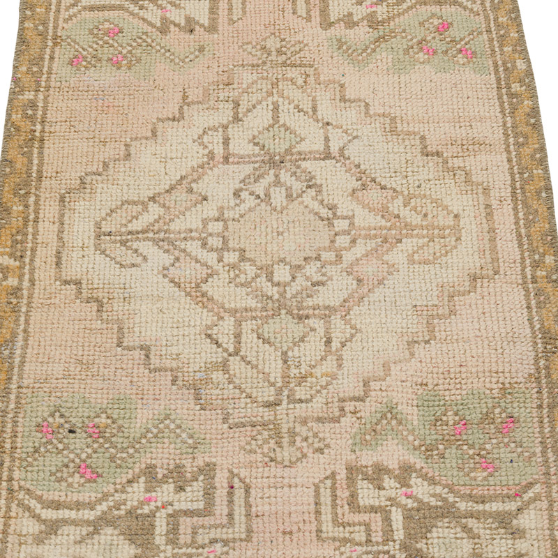 Vintage Turkish Hand-Knotted Rug - 1' 5" x 3' 1" (17" x 37") - K0086041
