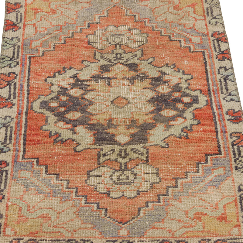 Vintage Turkish Hand-Knotted Rug - 1' 6" x 2' 6" (18" x 30") - K0086074