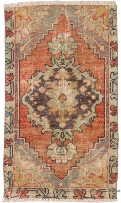 Vintage Turkish Hand-Knotted Rug - 1' 6" x 2' 6" (18" x 30")