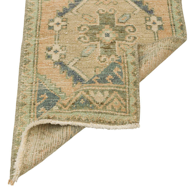 Vintage Turkish Hand-Knotted Rug - 1' 5" x 2' 9" (17" x 33") - K0086354
