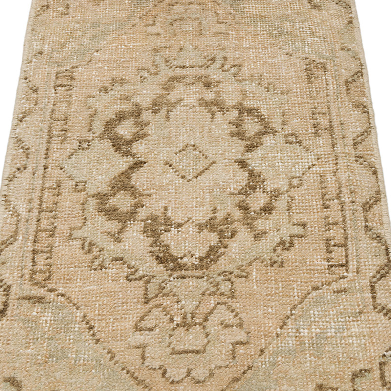 Vintage Turkish Hand-Knotted Rug - 1' 6" x 2' 9" (18" x 33") - K0086359