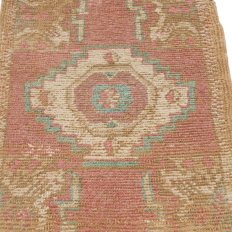 Vintage Turkish Hand-Knotted Rug - 1' 7" x 2' 8" (19" x 32") - K0086364