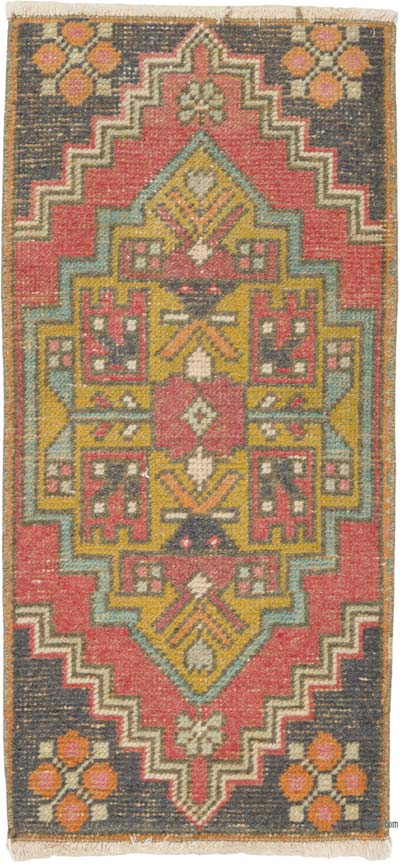 Vintage Turkish Hand-Knotted Rug - 1' 5" x 3'  (17" x 36")