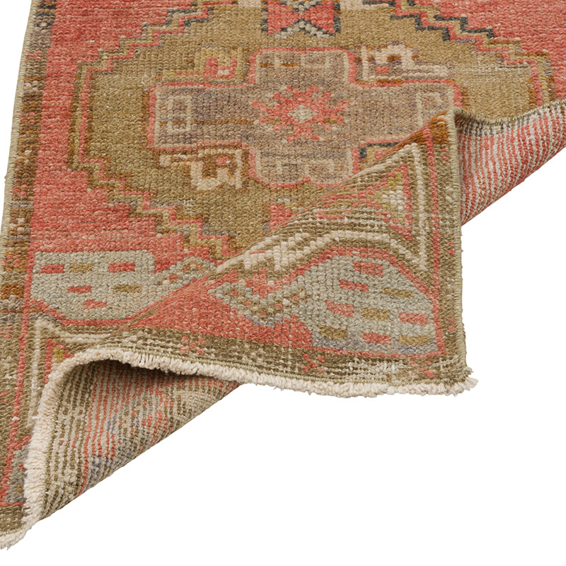 Vintage Turkish Hand-Knotted Rug - 1' 7" x 2' 9" (19" x 33") - K0086398