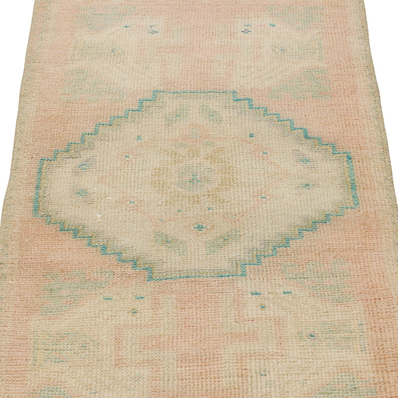 Vintage Turkish Hand-Knotted Rug - 1' 6" x 2' 11" (18" x 35") - K0086407