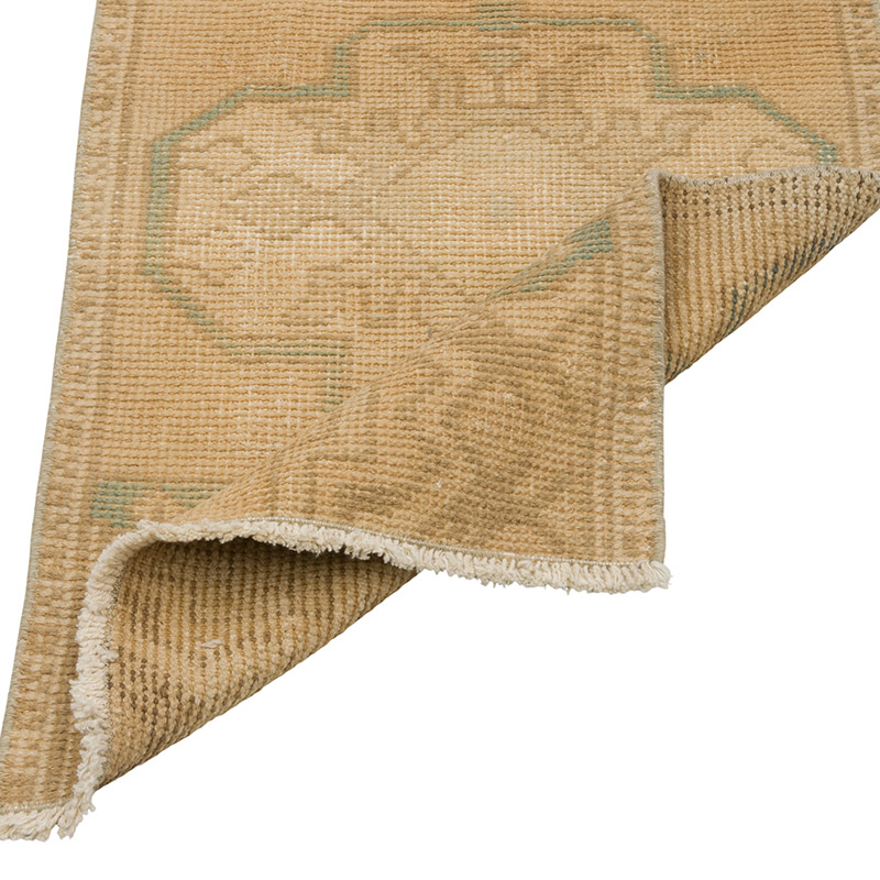 Vintage Turkish Hand-Knotted Rug - 1' 5" x 2' 10" (17" x 34") - K0086410