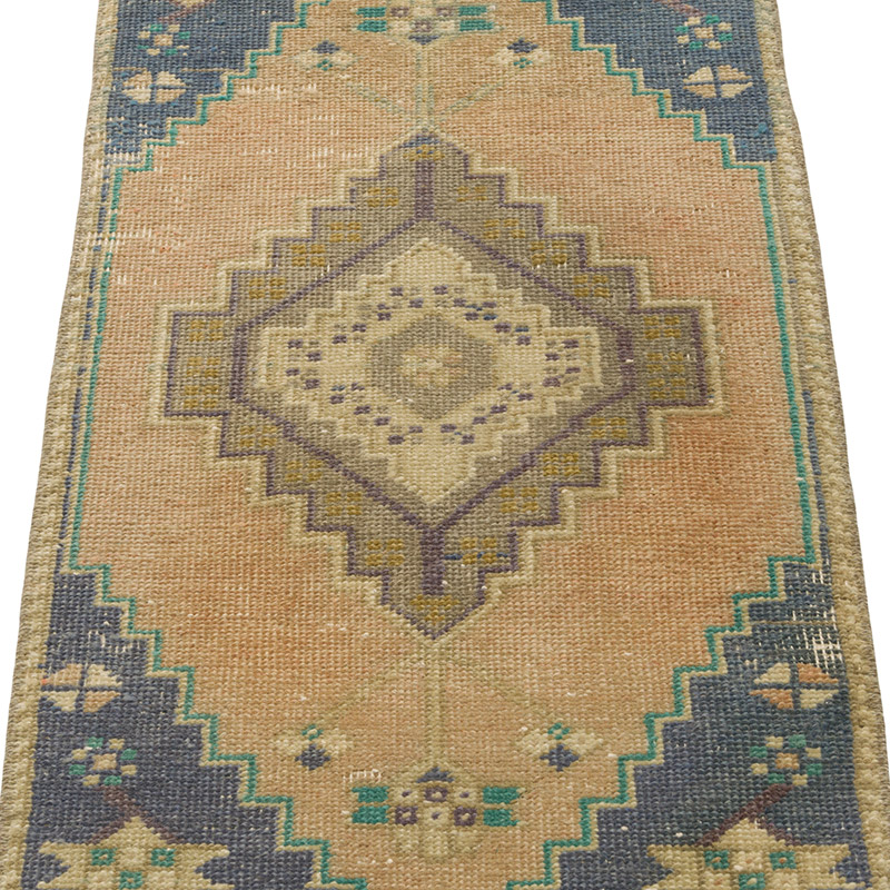 Vintage Turkish Hand-Knotted Rug - 1' 3" x 3' 1" (15" x 37") - K0086427